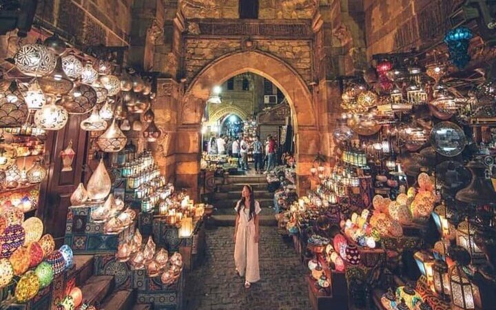 Islamic Cairo Walking Tour: Khan el Khalili, Al-Azhar Mosque